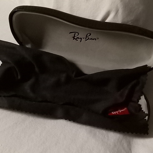 Ray-Ban Glasses - Picture 6 of 6